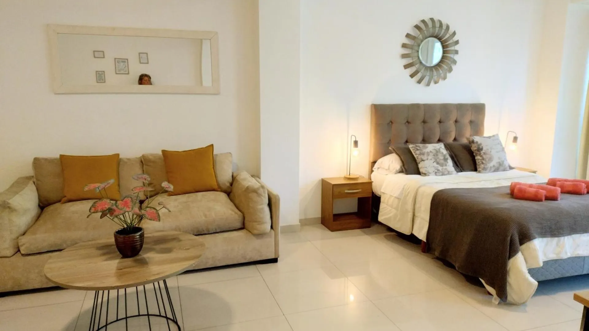 Terrazas Paseo Aristides Apartment Mendoza 0*,  Argentina